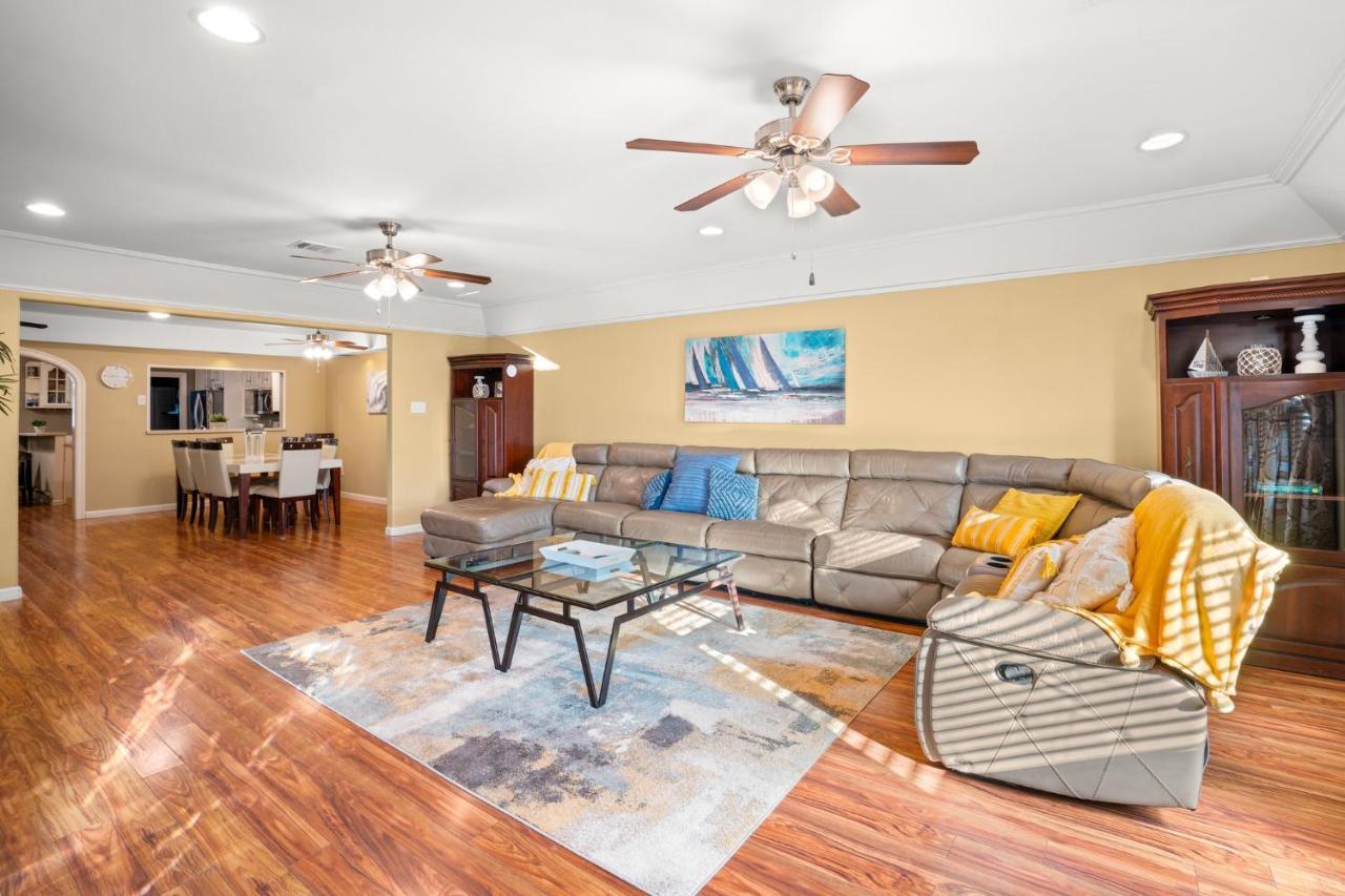 1 Min To Beach Ocean Breeze 3Br Fast Wifi Galveston Exterior photo